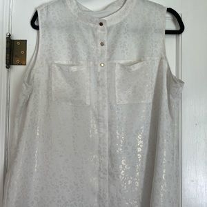 Calvin Klein women’s sleeveless blouse size large subtle leopard print